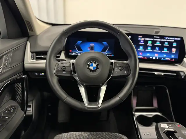 BMW X1 view 11