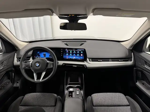 BMW X1 view 10