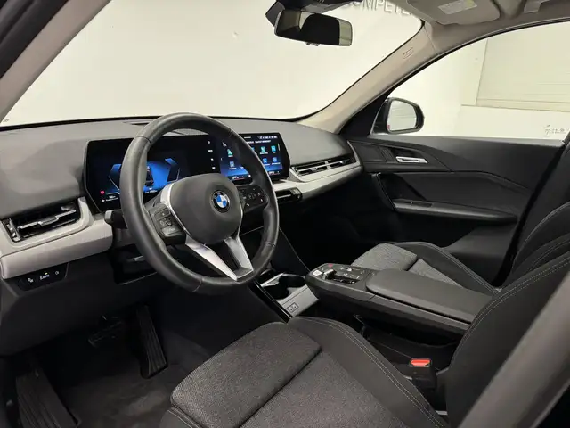 BMW X1 view 8