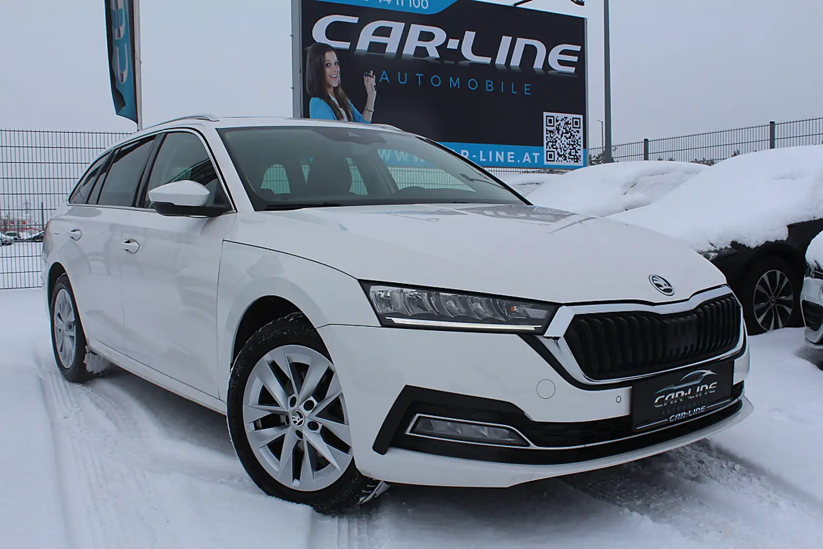 Skoda Octavia Combi 2,0 TDI Style AUT AHK Pano HEAD UP ACC Me... Weiß - 1