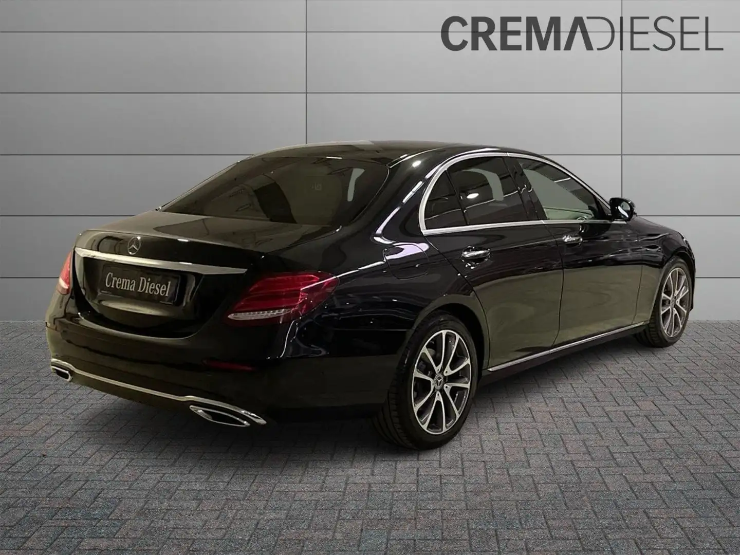 Mercedes-Benz E 200 E 200 d Business Sport Auto Noir - 2