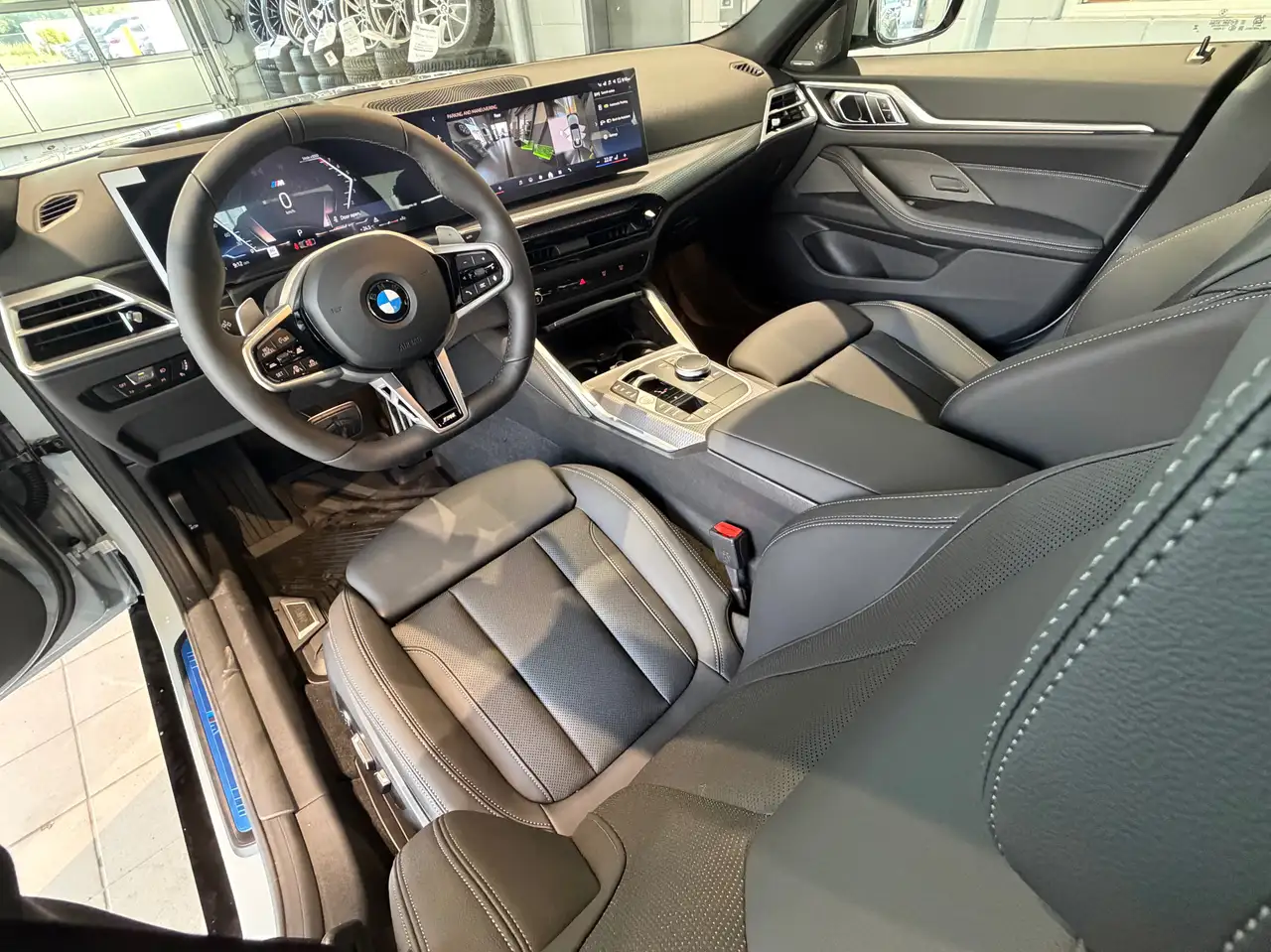 BMW 4 Series снимка BMW 4 Series