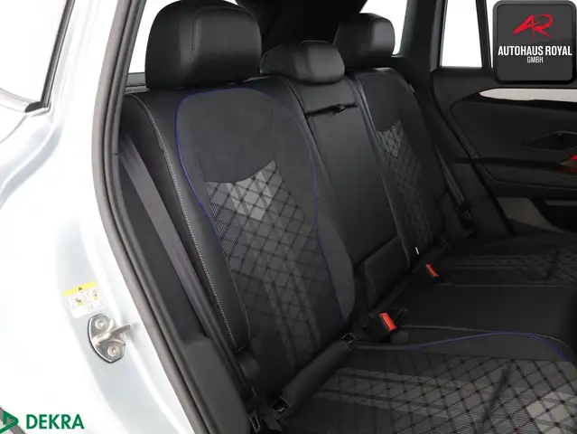 Volkswagen Tiguan view 13