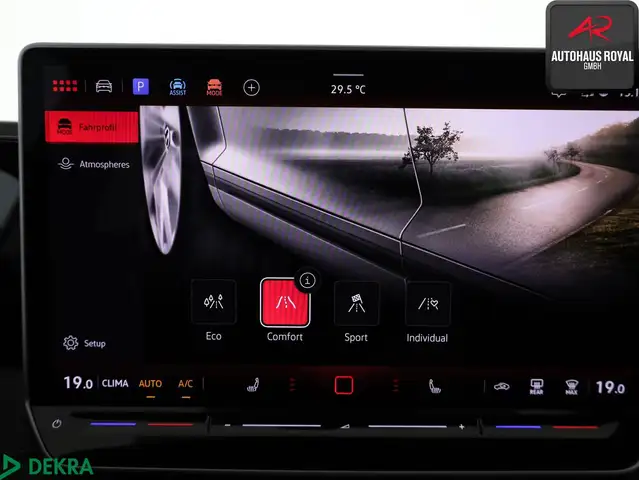 Volkswagen Tiguan view 15