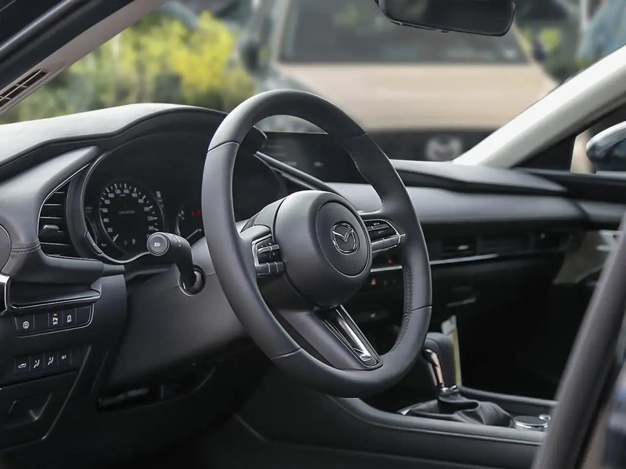 Mazda 3 снимка Mazda 3