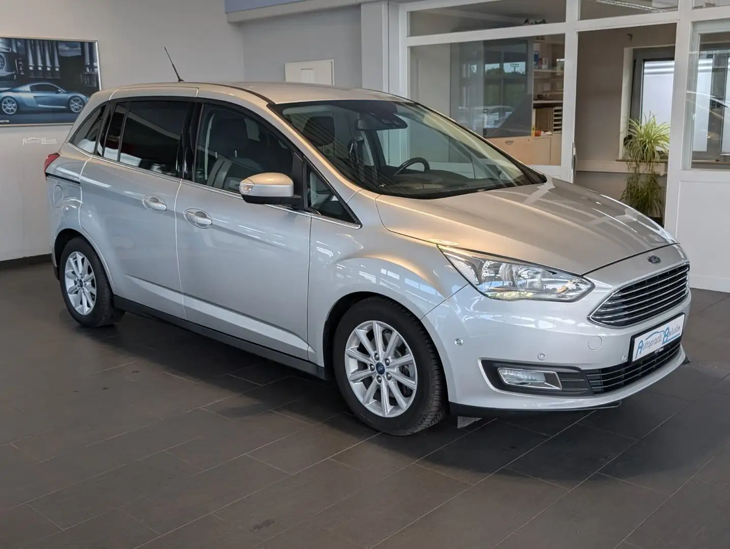 Ford Grand C-Max Grand C-MAX 1.5 Titanium*Navi*Sitzheizung*1.Hand Argent - 1