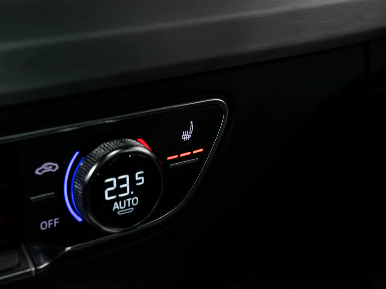 Audi SQ5 снимка Audi SQ5