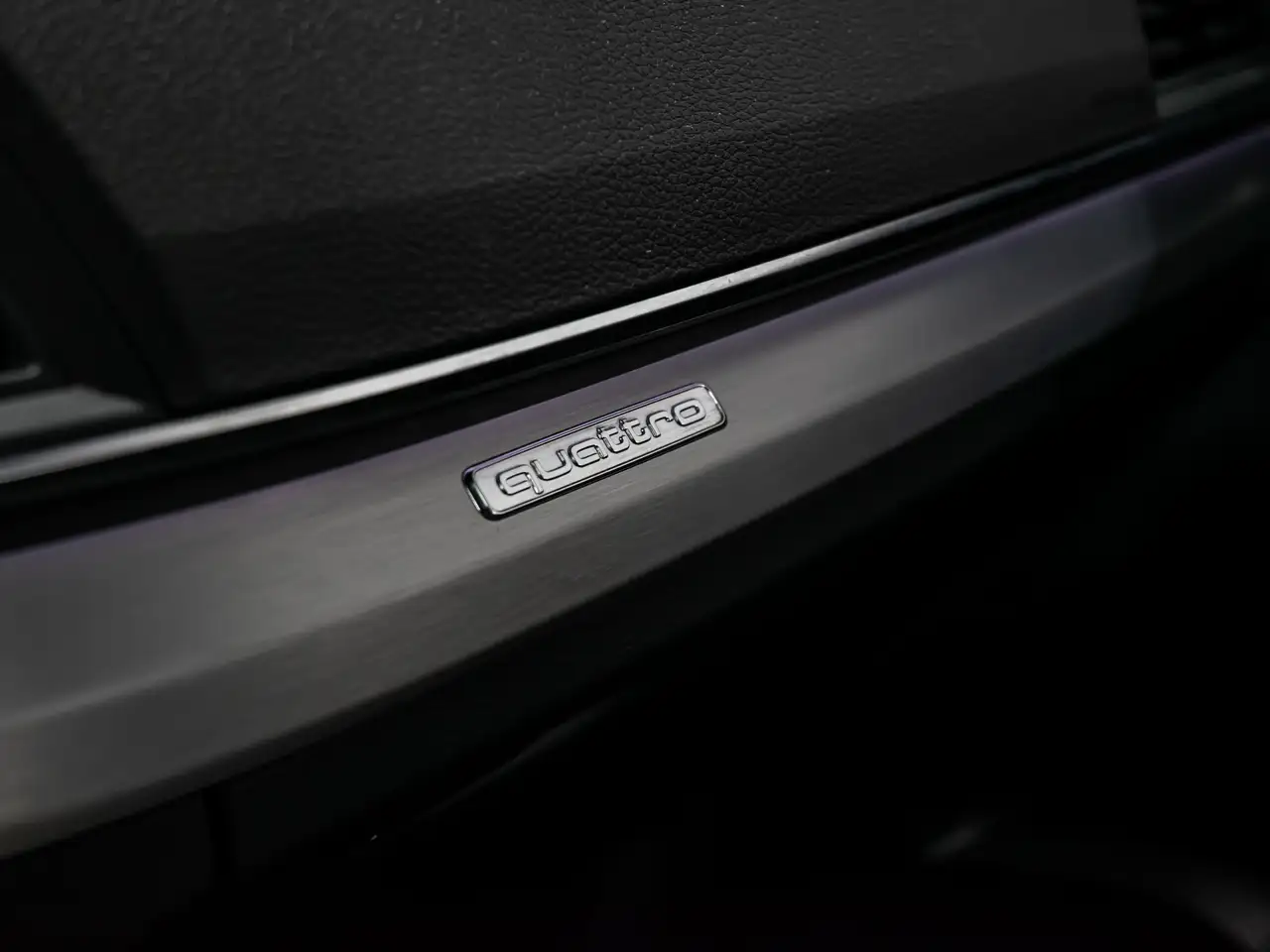 Audi SQ5 снимка Audi SQ5