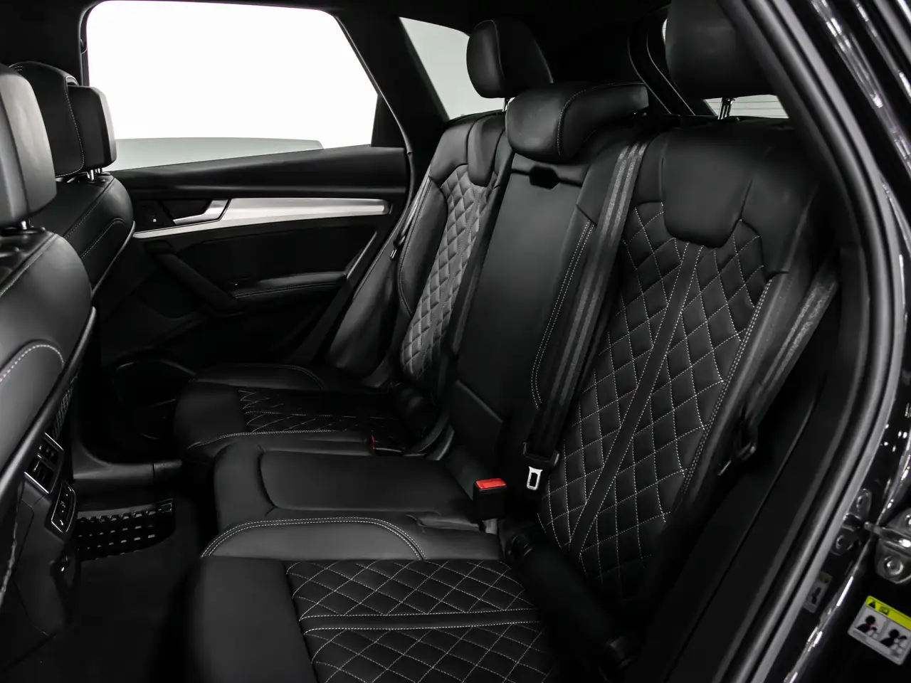Audi SQ5 снимка Audi SQ5