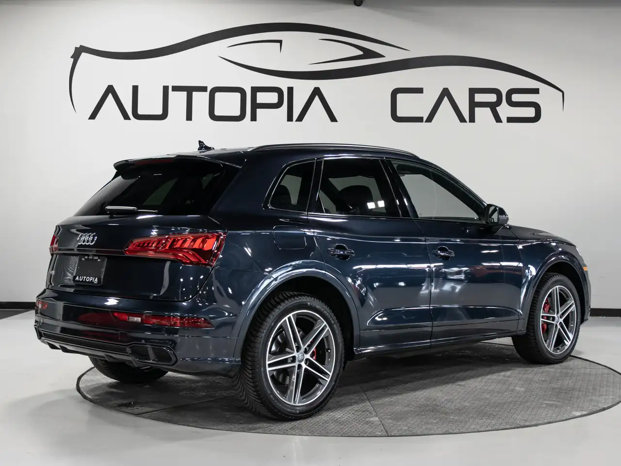 Audi SQ5 снимка Audi SQ5