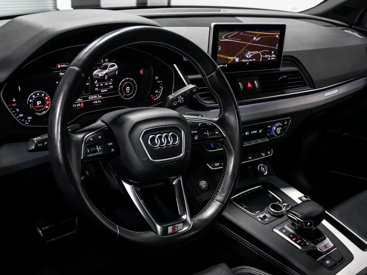 Audi SQ5 снимка Audi SQ5