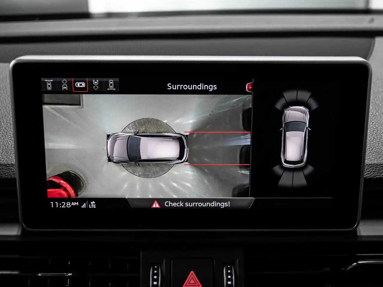 Audi SQ5 снимка Audi SQ5