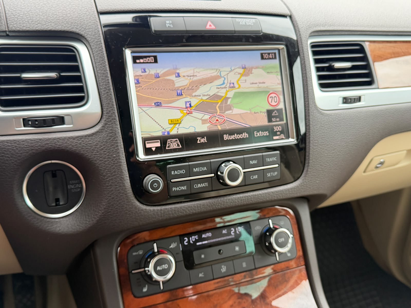Volkswagen Touareg V6 3.0 TDI BMT 4Motion BlueMotion Scheckheft Anhängerkupplung HU/AU:NEU — photo 12