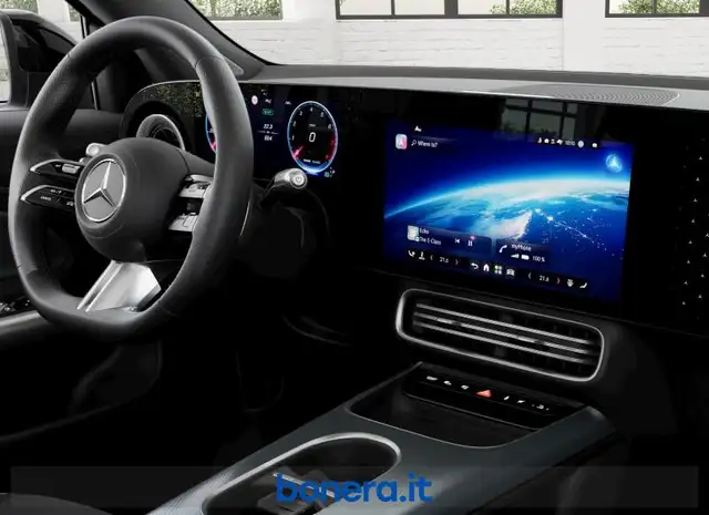 Mercedes-Benz GLB view 6
