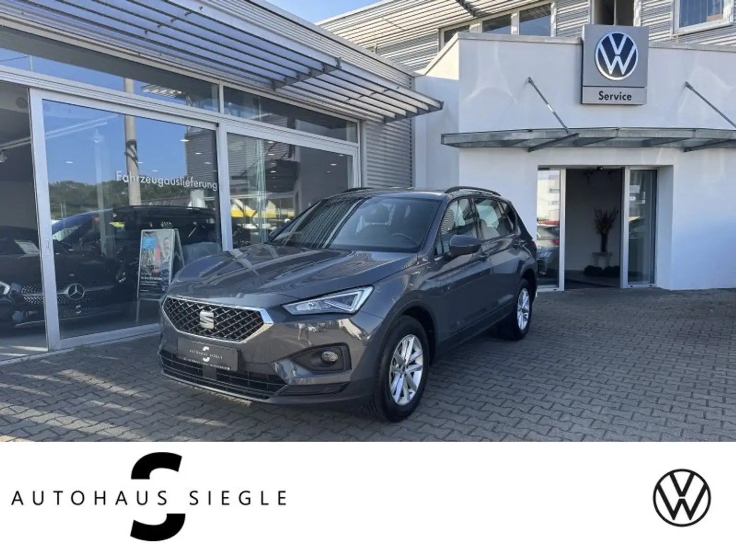 SEAT Tarraco 2.0 TDI Style 7-Sitze DSG Navi ACC LED ALU Climatr Grau - 1