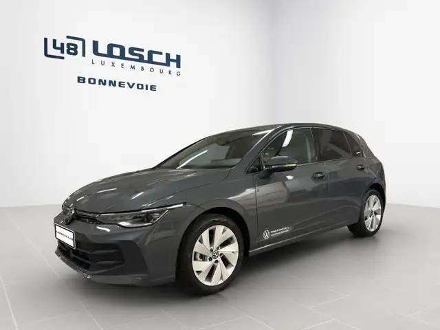 Volkswagen Golf view 4