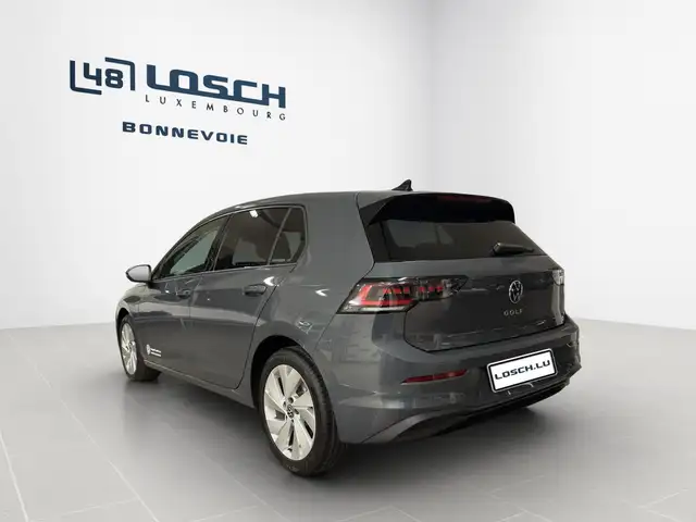 Volkswagen Golf view 6
