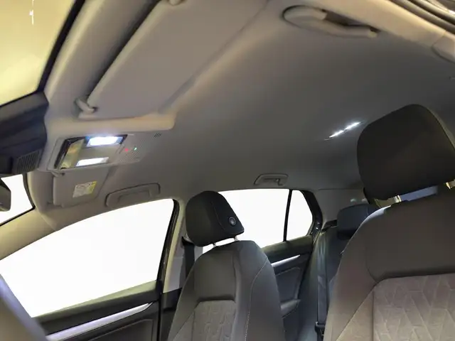 Volkswagen Golf view 15