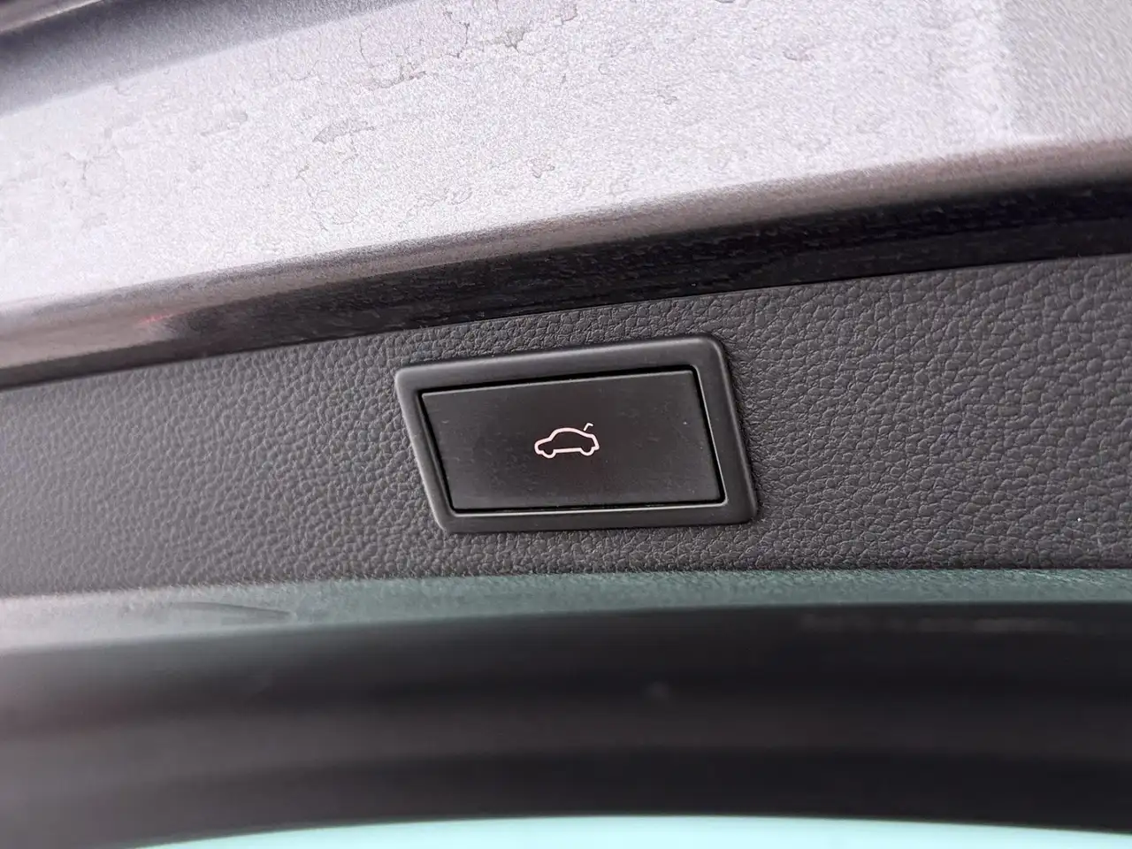 Skoda Karoq 1.5 TSI Tour Aut MATRIX AHK RADAR NAVI PDC, миниатюра 29