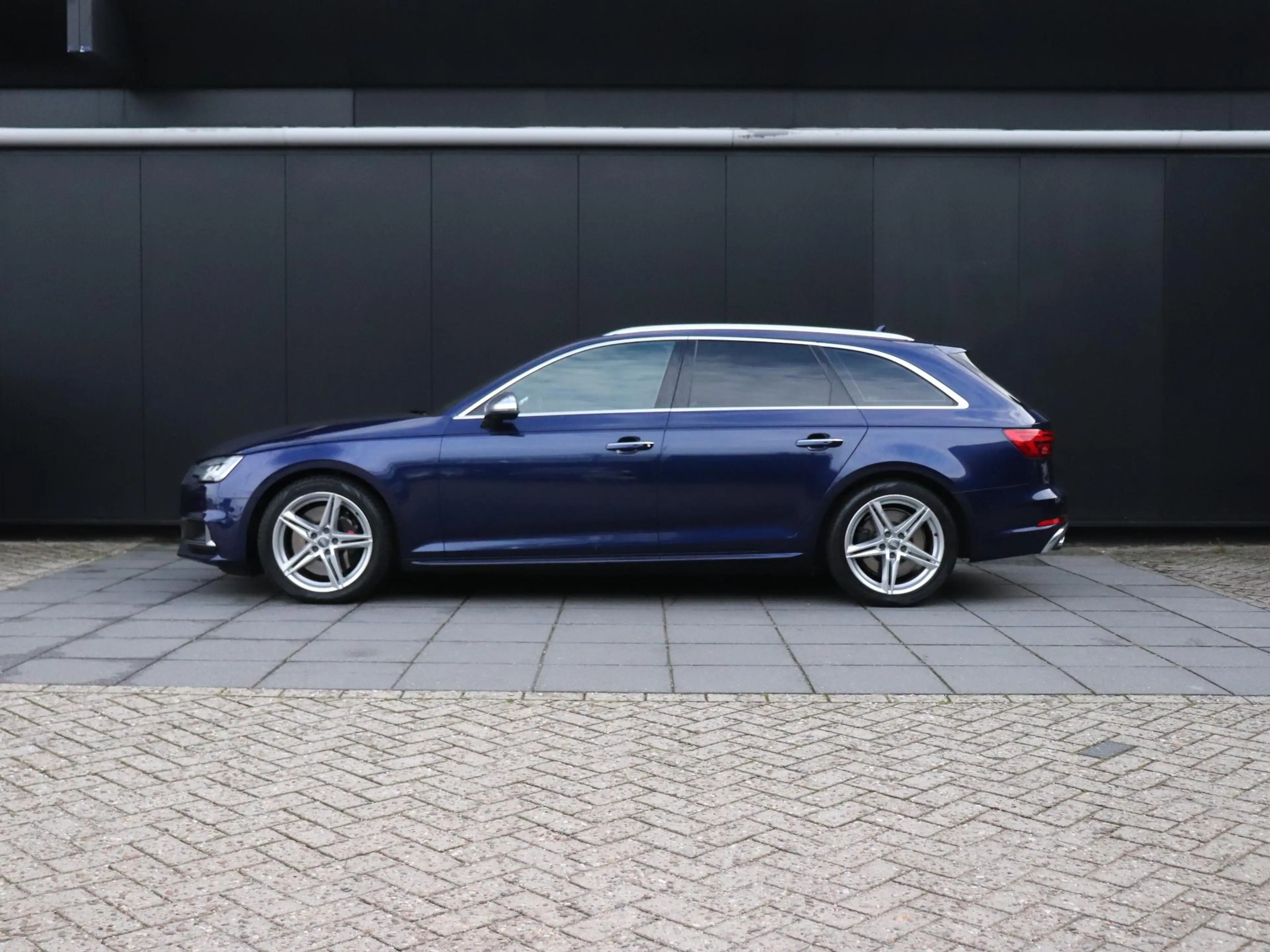 Audi A4 Avant 3.0 TFSI S4 quattro Pro Line Plus | LEDER | — photo 22