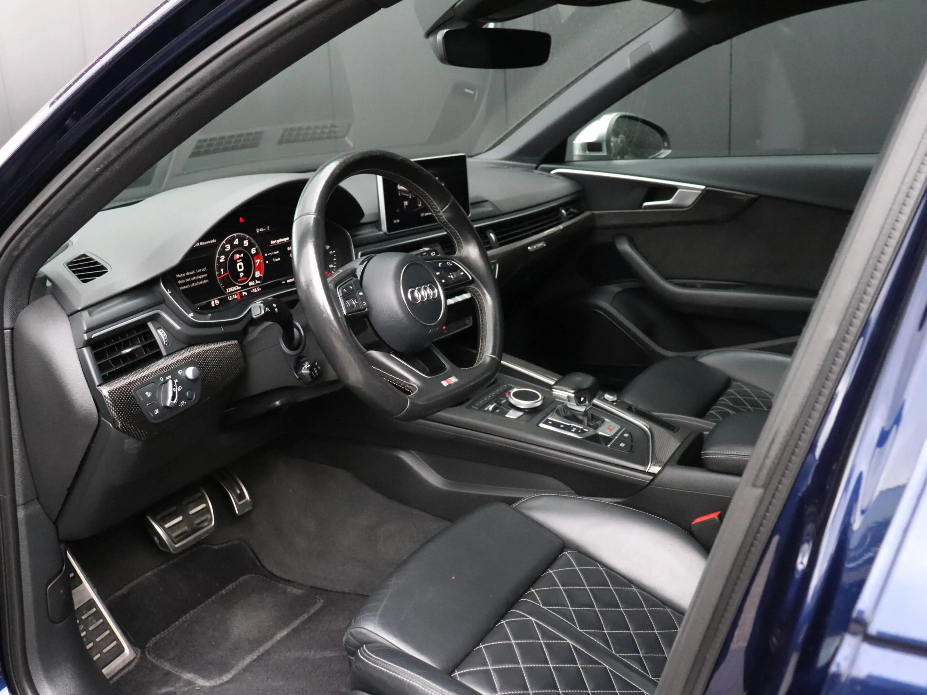 Audi A4 Avant 3.0 TFSI S4 quattro Pro Line Plus | LEDER | — photo 2