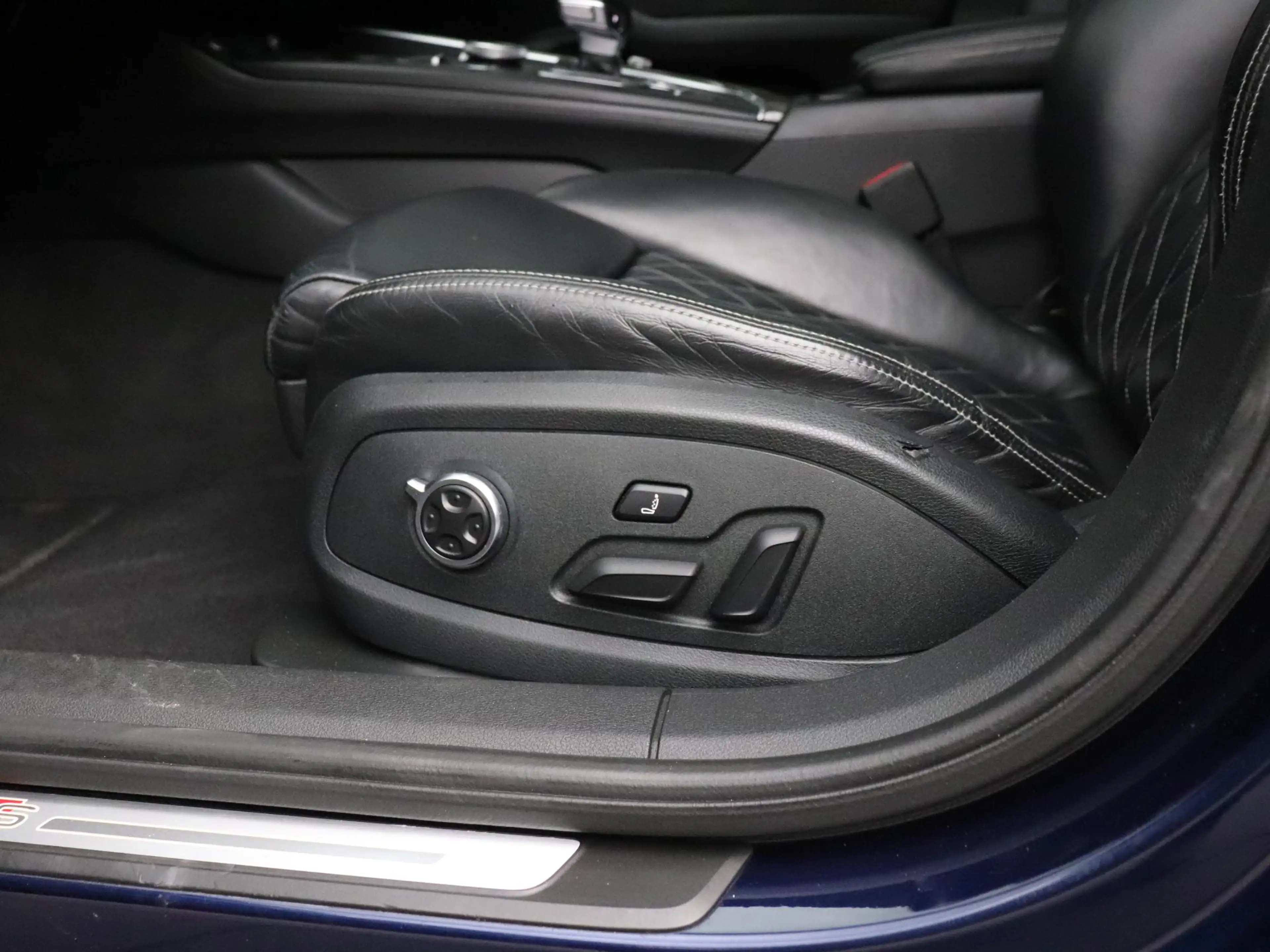Audi A4 Avant 3.0 TFSI S4 quattro Pro Line Plus | LEDER | — photo 5