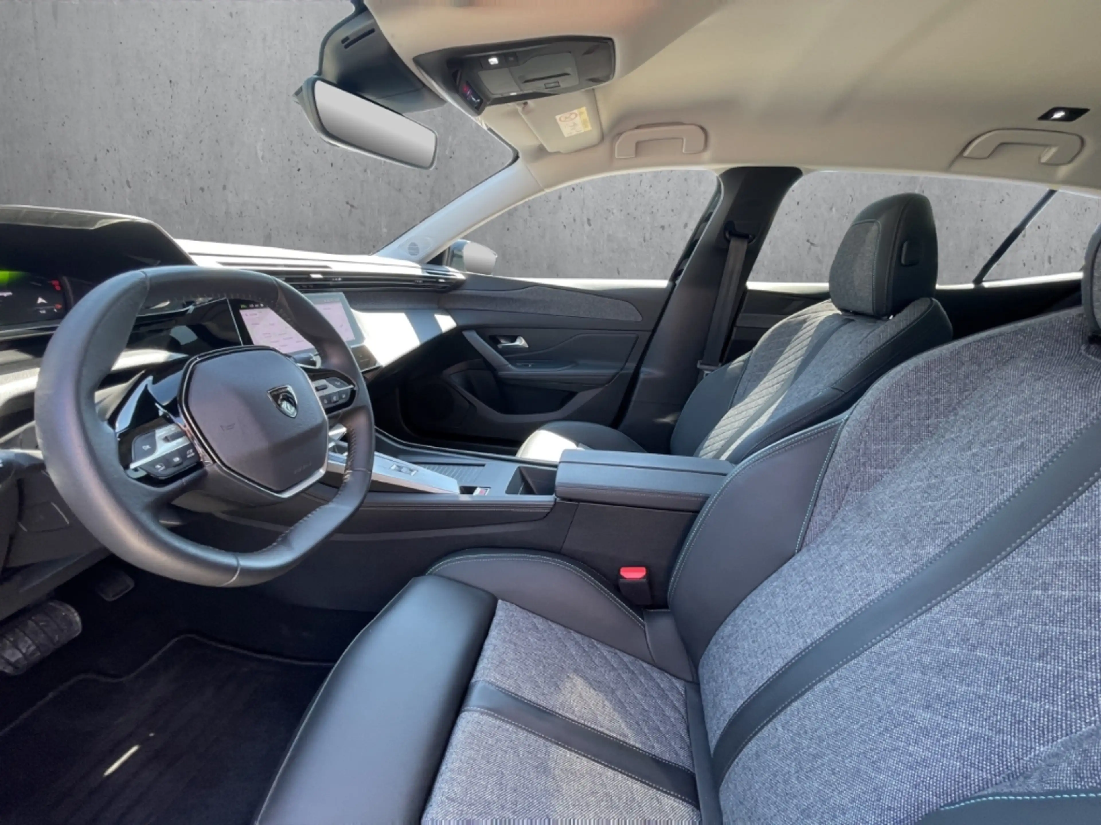 Peugeot 408 Allure PT130 EAT8 Navi El.Sitz Kamera LED ACC CarP — photo 9