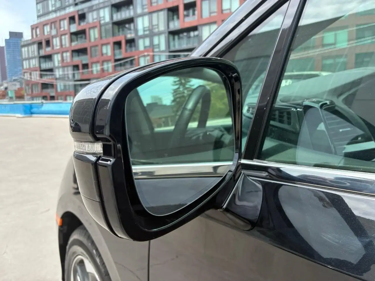 Honda Odyssey снимка Honda Odyssey