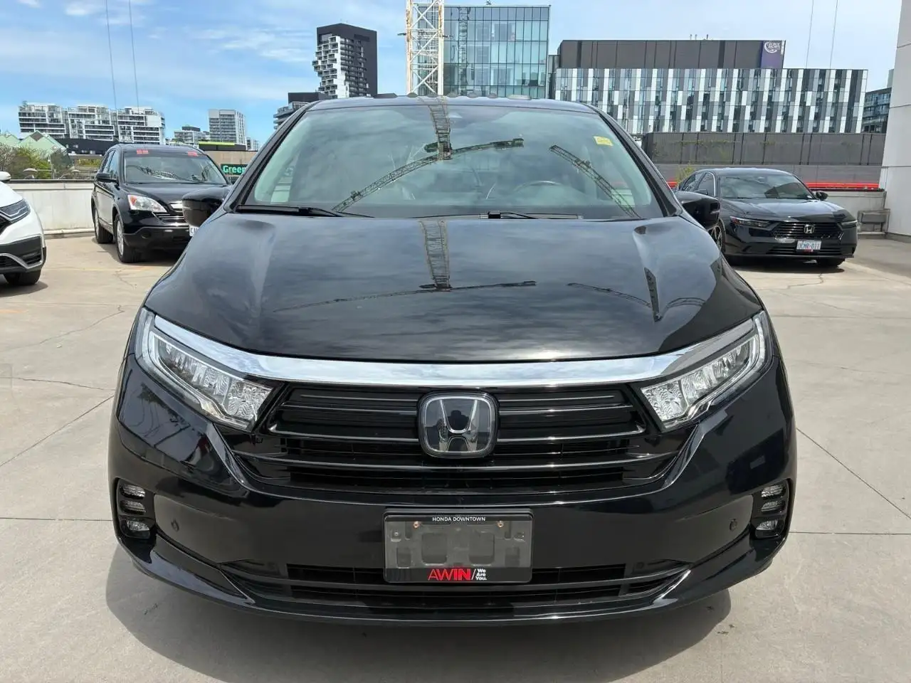 Honda Odyssey снимка Honda Odyssey