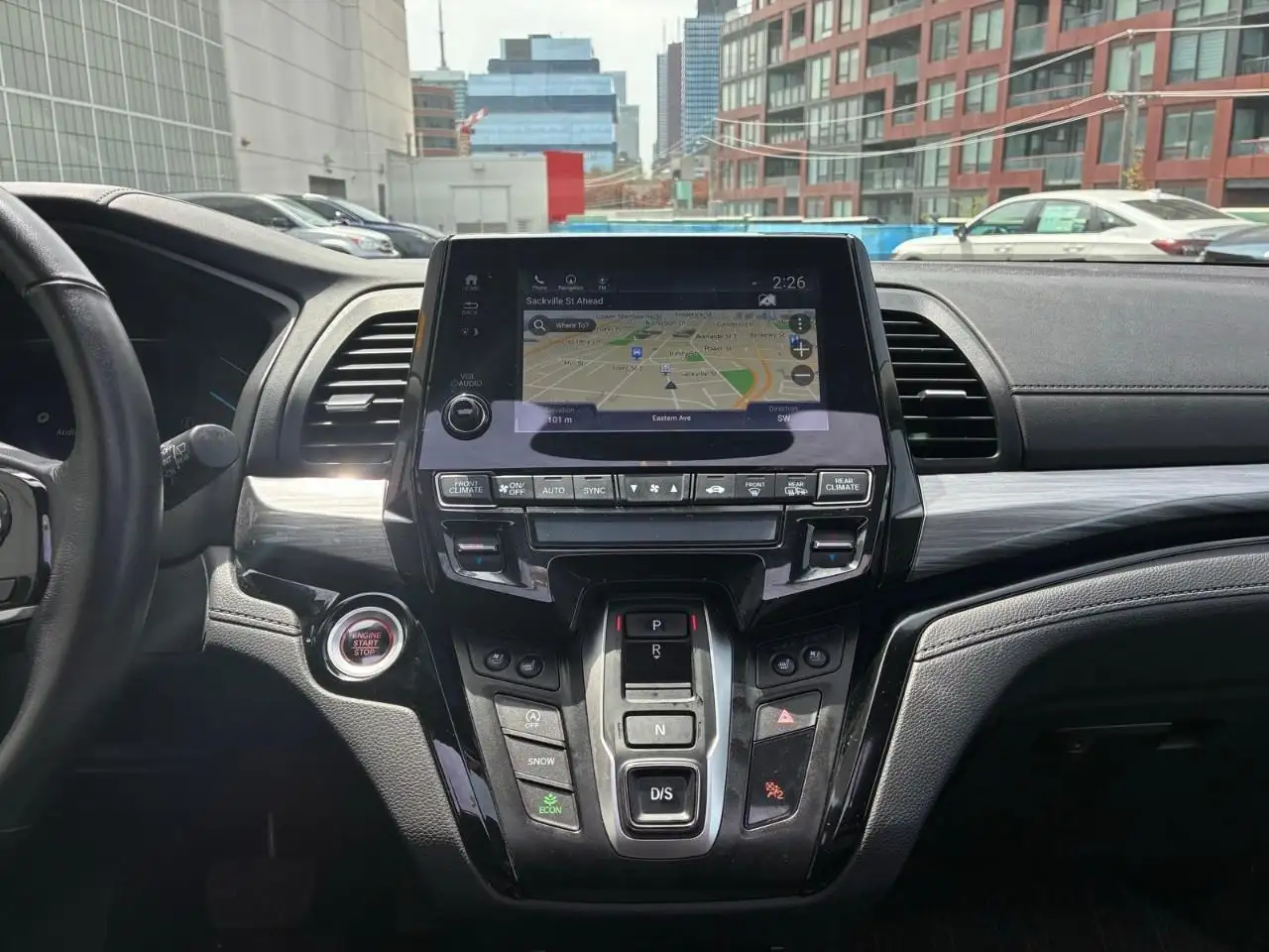 Honda Odyssey снимка Honda Odyssey