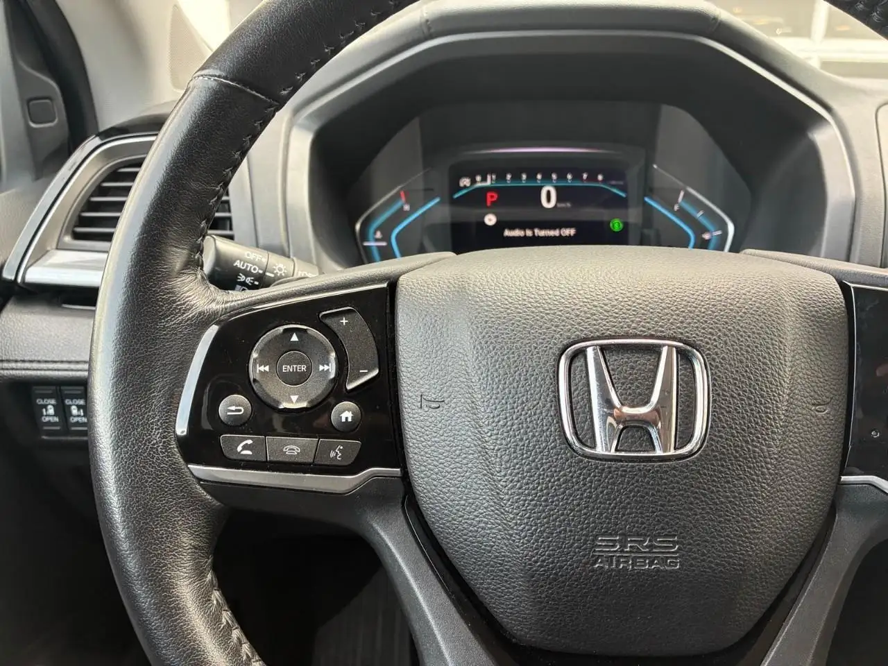 Honda Odyssey снимка Honda Odyssey