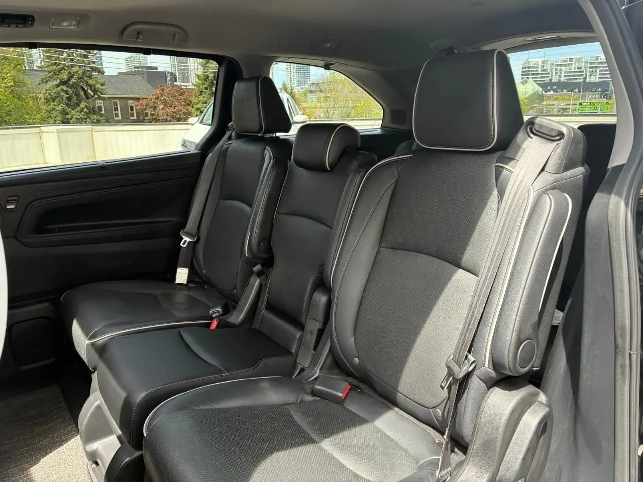 Honda Odyssey снимка Honda Odyssey