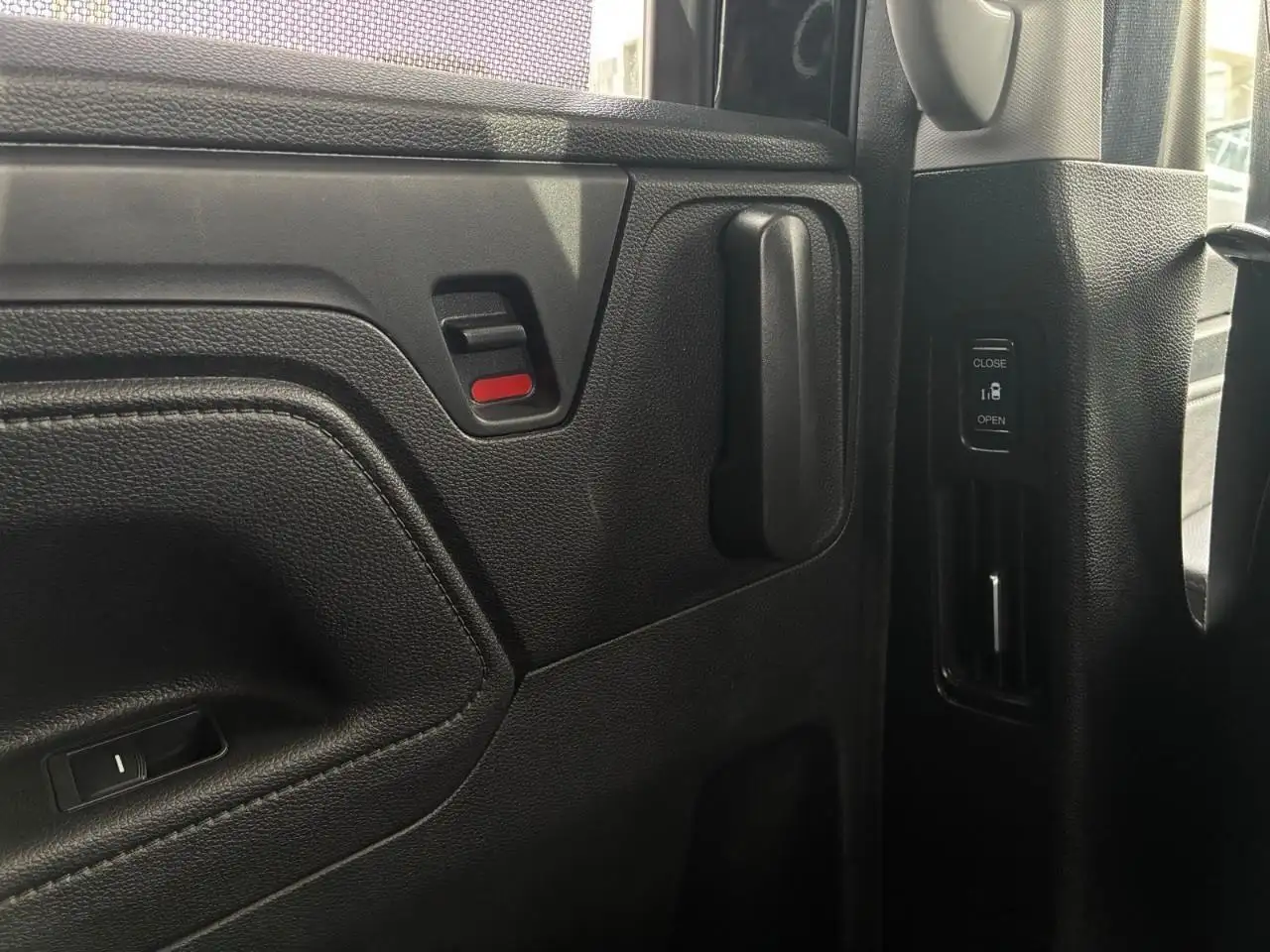 Honda Odyssey снимка Honda Odyssey