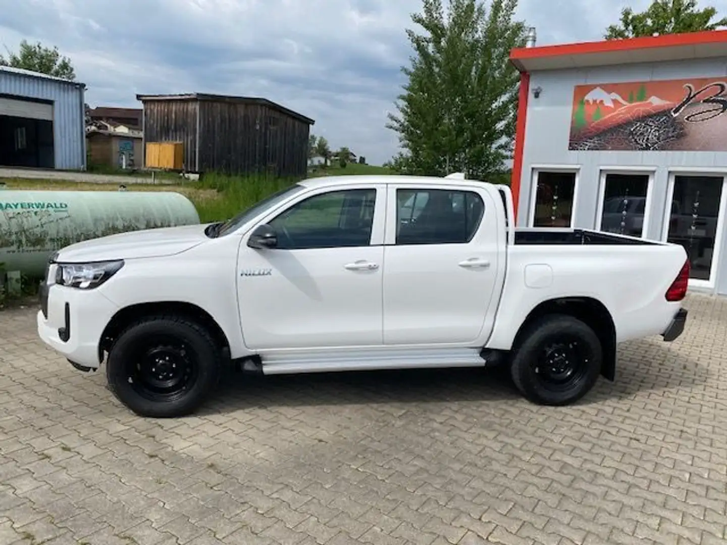 Toyota Hilux 2,8 Double Cab 4X4 ANDROID AHK Laderaumwan Blanco - 2
