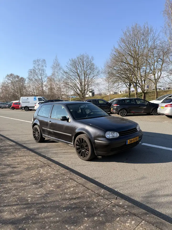 Volkswagen Golf 4 1.4 NIEUWE APK!!!, foto 1