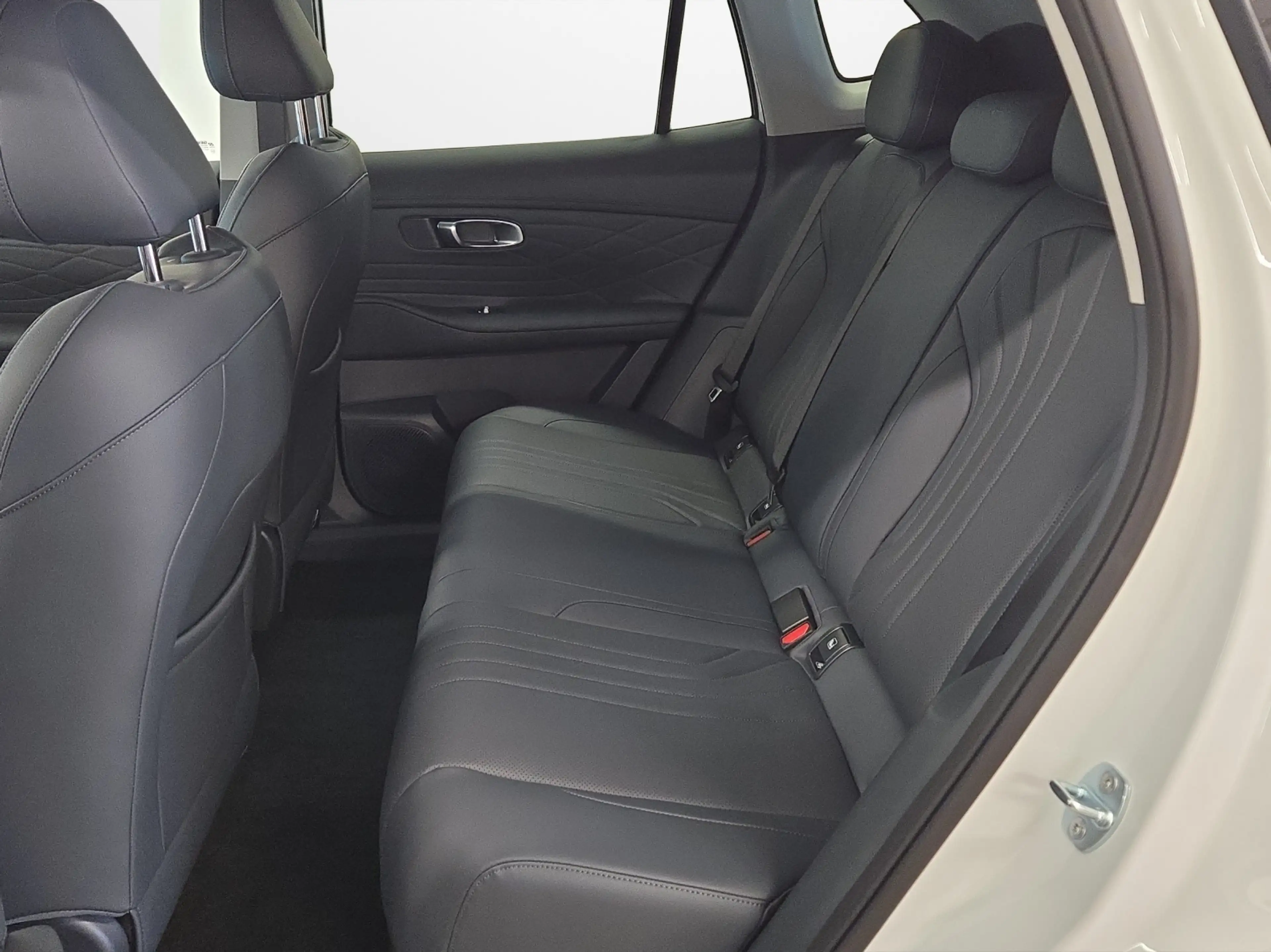 Geely Starray EM-i Pro — photo 11