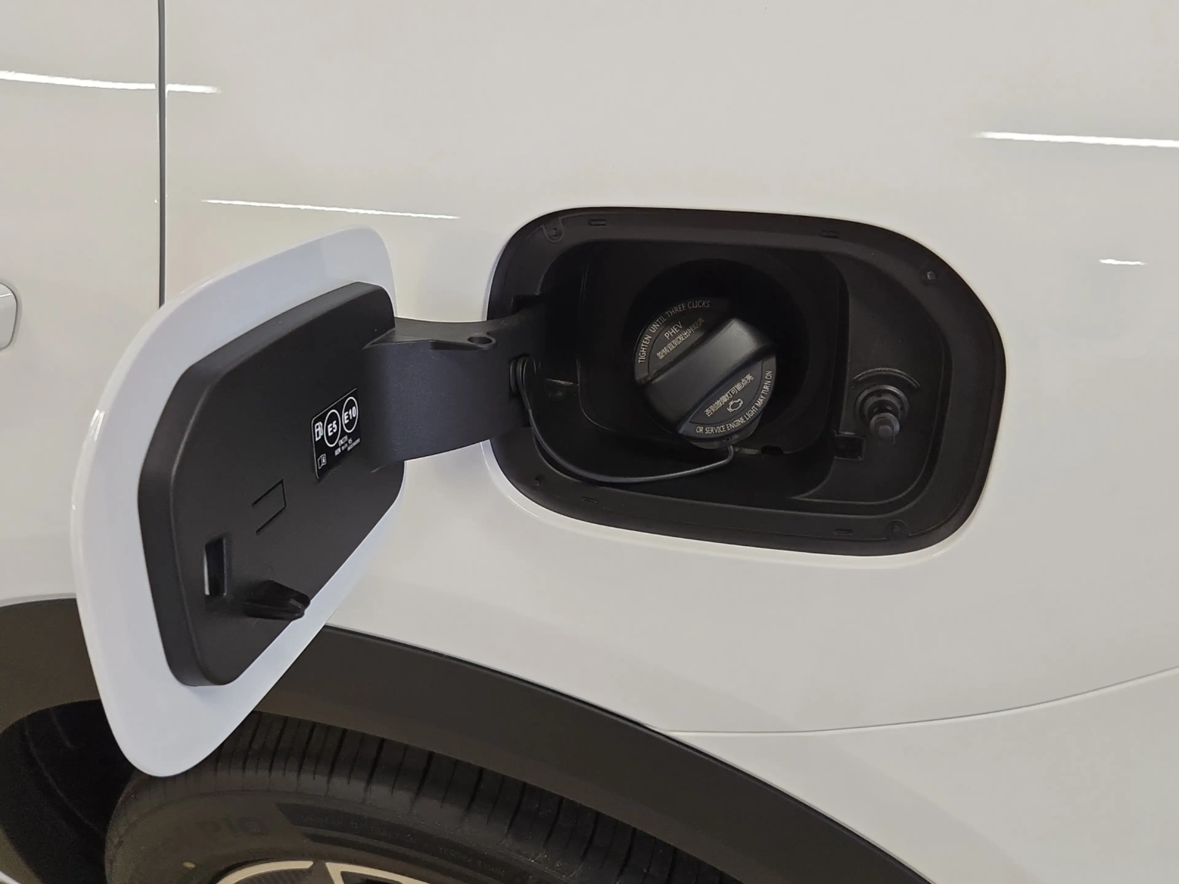 Geely Starray EM-i Pro — photo 15