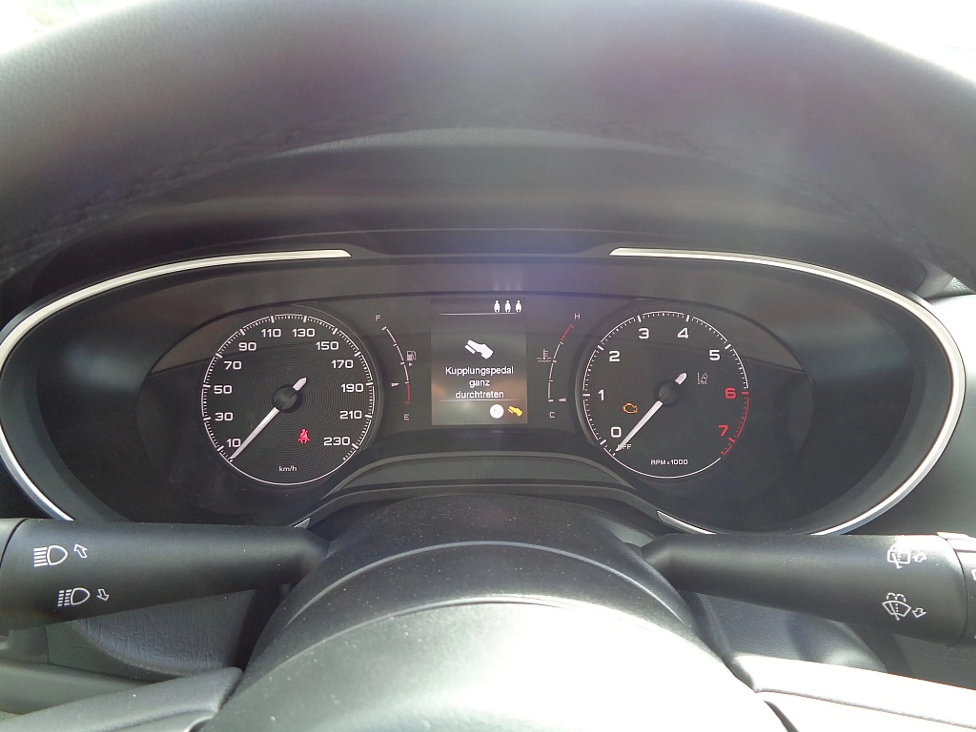Fiat Tipo Cross FireFly Turbo 100 City Cross + Anhängerku... — photo 11