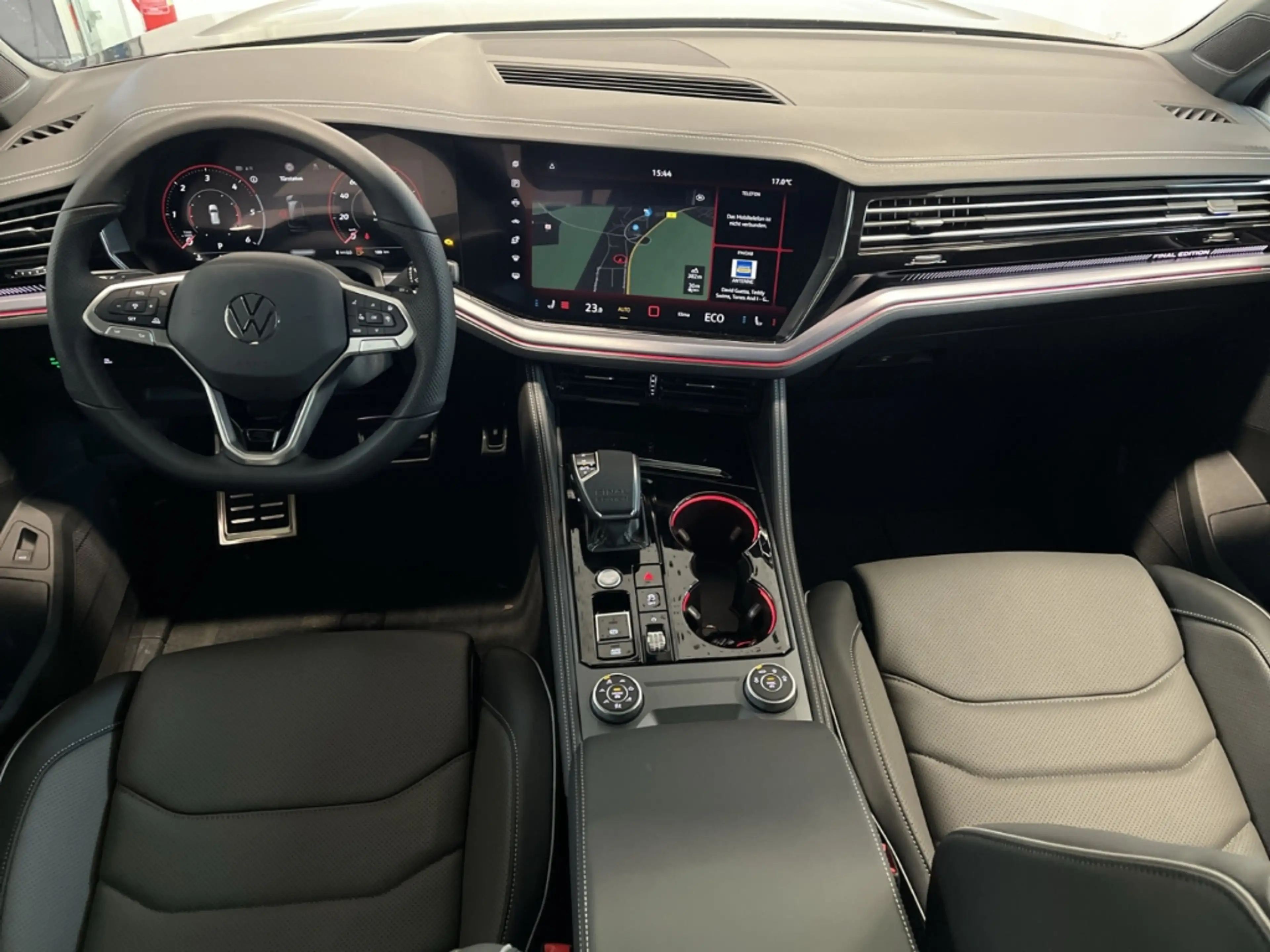Volkswagen Touareg 3.0 TDI 210 kW 4Motion R-Line Final Edition — photo 11