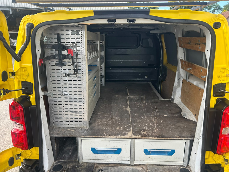 Citroen Jumpy 1.6 BlueHDI 95 Comfort M — photo 14