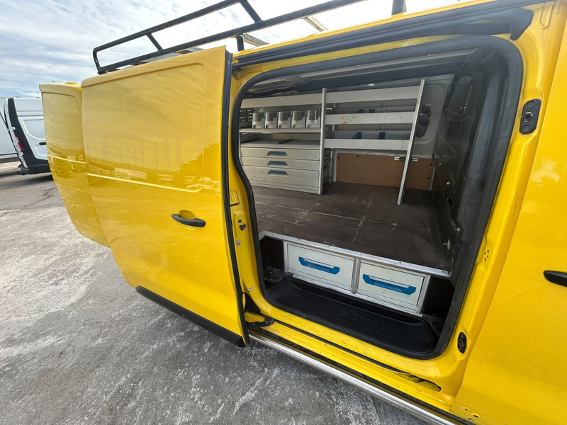 Citroen Jumpy 1.6 BlueHDI 95 Comfort M — photo 10