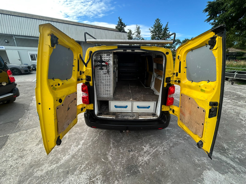 Citroen Jumpy 1.6 BlueHDI 95 Comfort M — photo 13