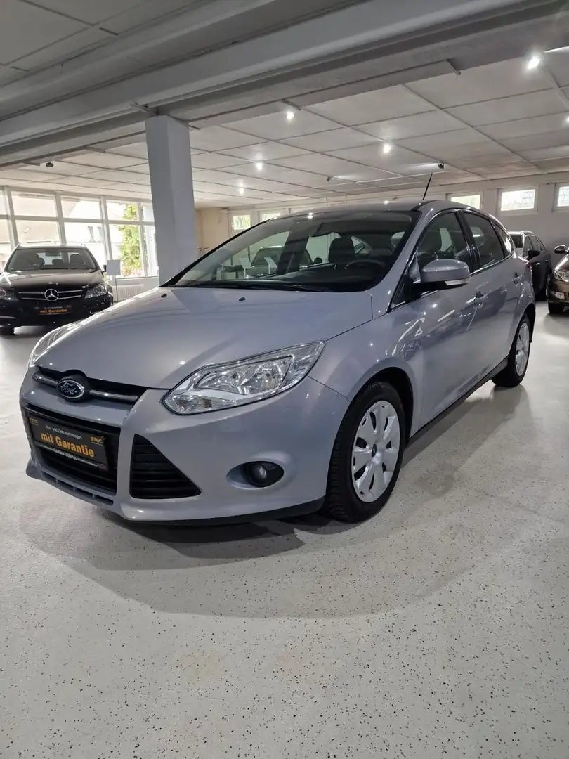 Ford Focus Lim. Trend- Top Zustand - Zahnriemen Neu Argent - 2