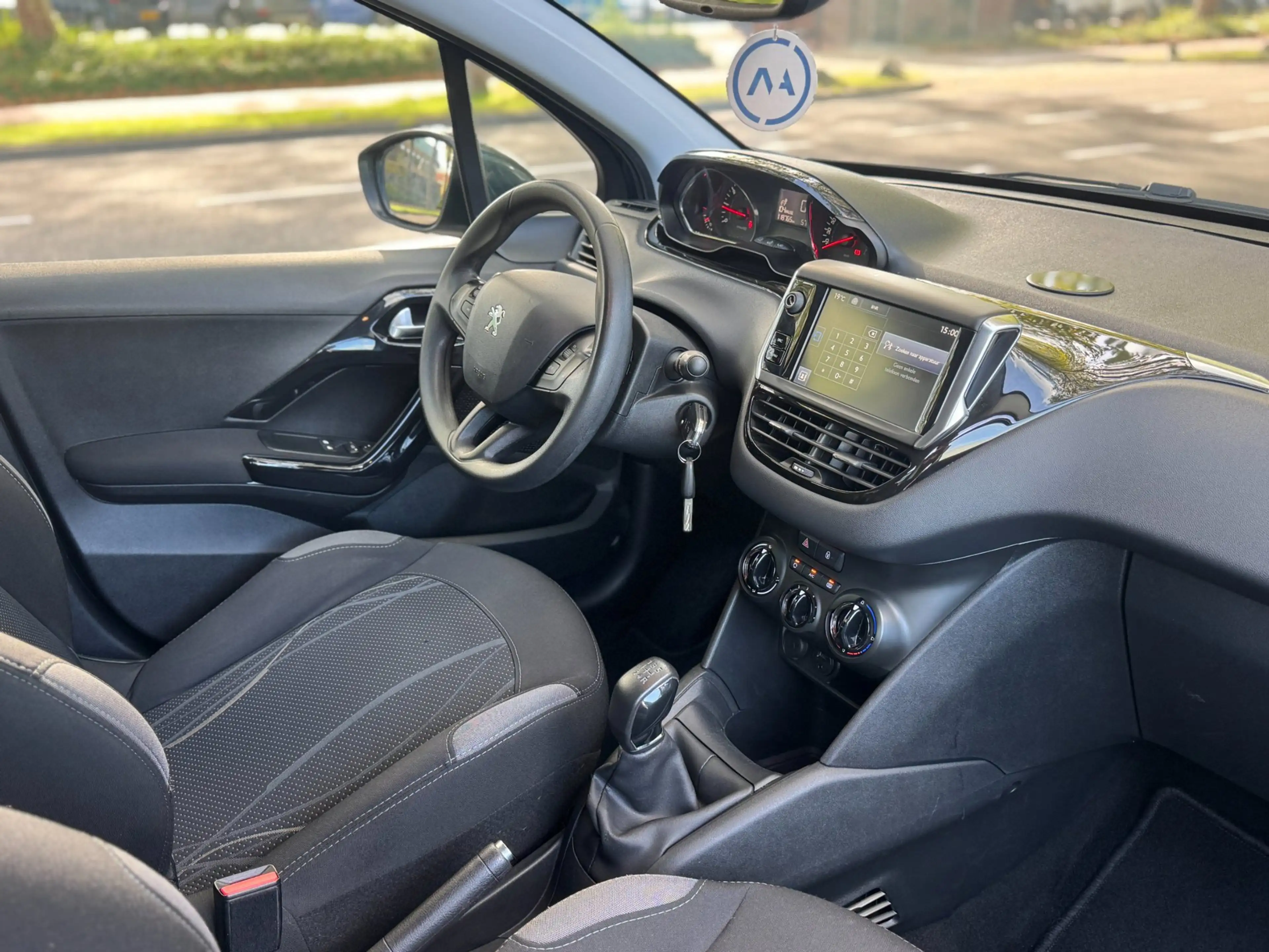 Peugeot 208 1.0 PureTech Access 100& Dealer onderhouden Airco — photo 44