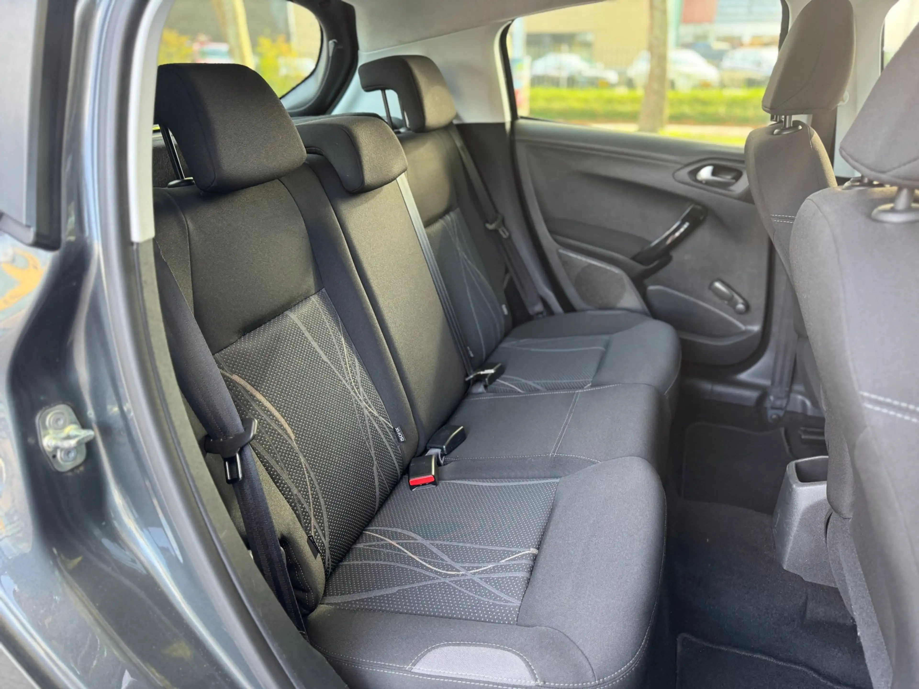 Peugeot 208 1.0 PureTech Access 100& Dealer onderhouden Airco — photo 41