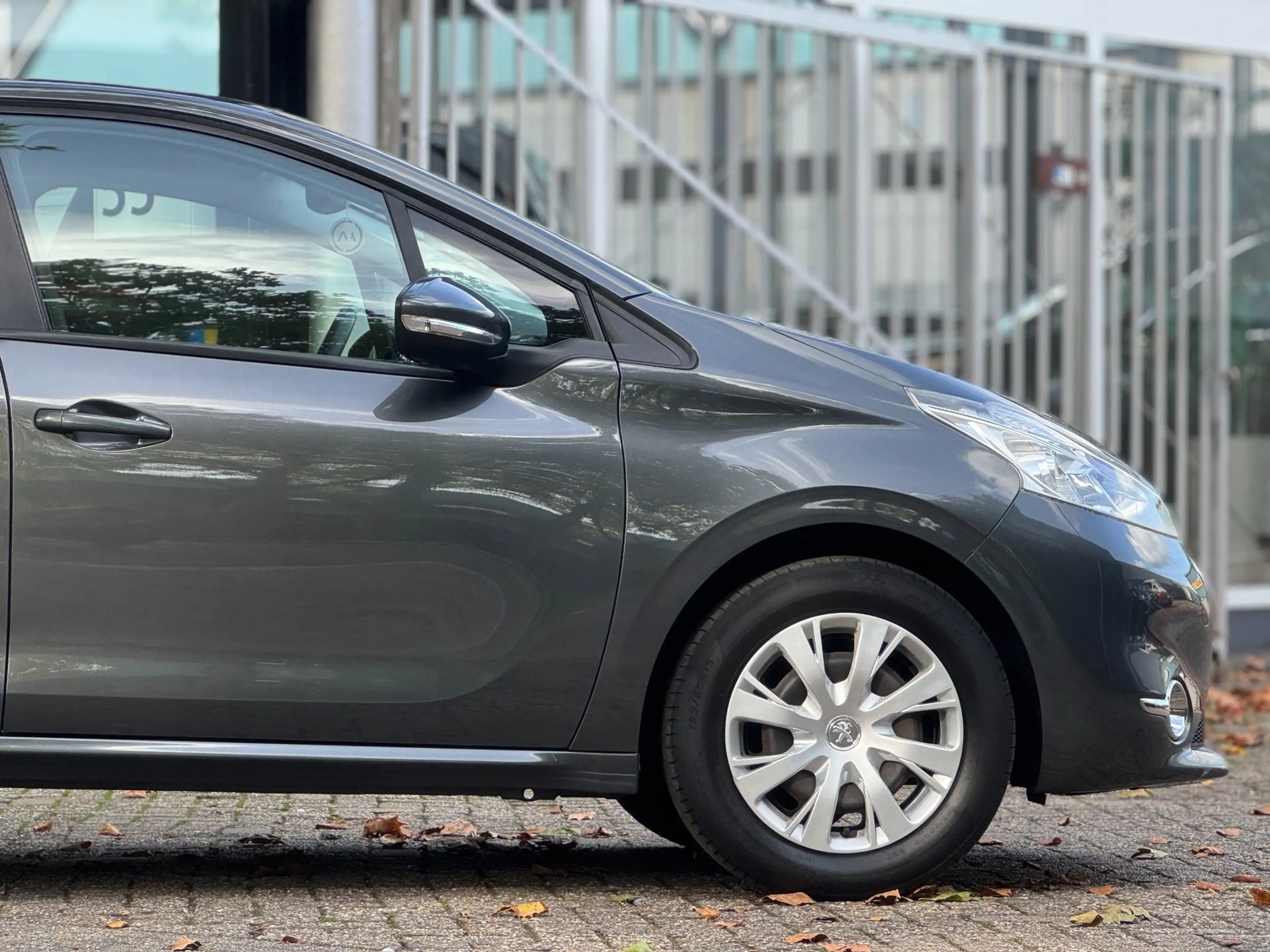 Peugeot 208 1.0 PureTech Access 100& Dealer onderhouden Airco — photo 23