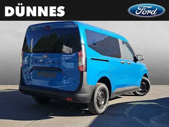 Ford Tourneo Courier view 2