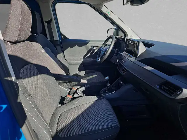 Ford Tourneo Courier view 7