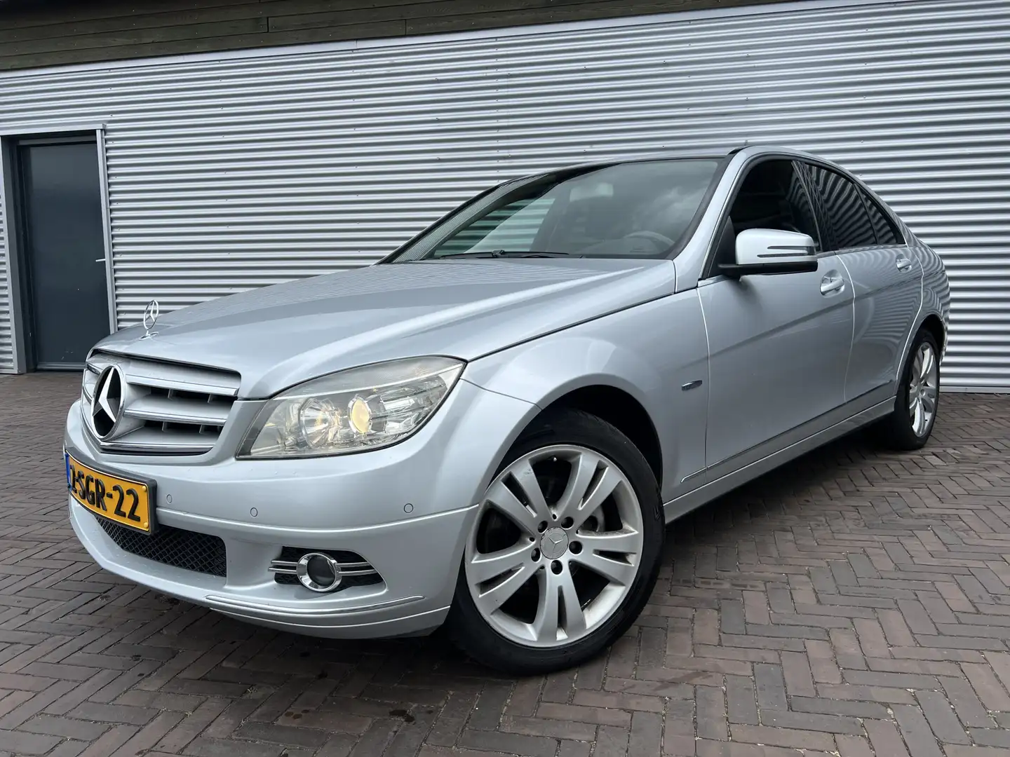 Mercedes-Benz C 220 CDI BlueEFFICIENCY Avantgarde Grijs - 1