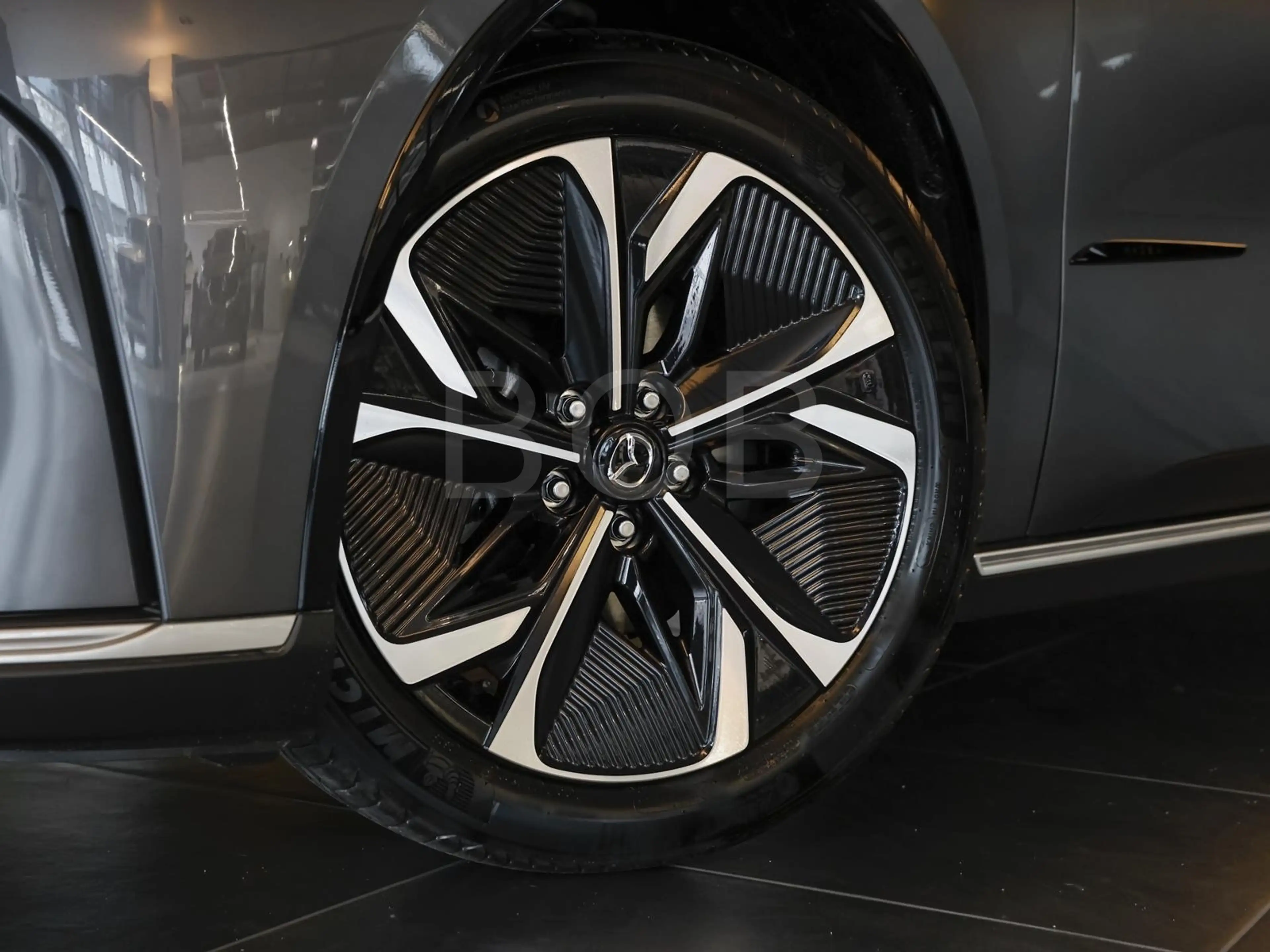 Mazda 6e EV 245ps Long Range 1AT RWD Takumi Plus — photo 7